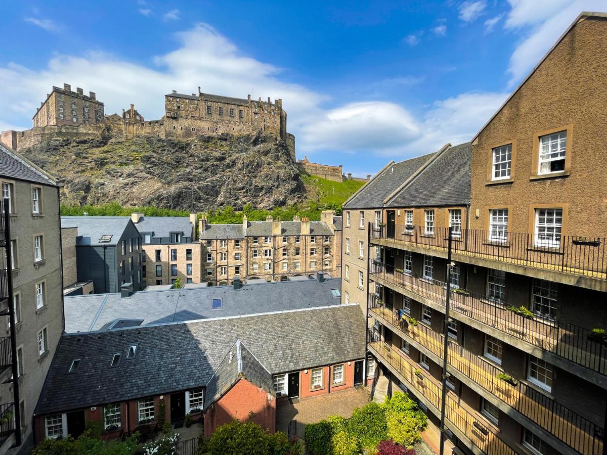 Studio Hart Castle Rock Grassmarket Edinburgh Exterior photo